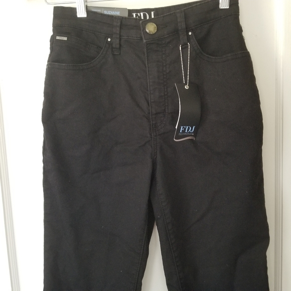 NWT French Dressing Jeans "Suzanne" Womens Black High Rise Cropped Pants Size 6 - Picture 3 of 15